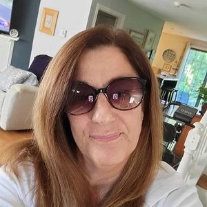 Meet your Posher, Annette